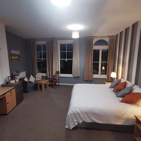 Aspire 860 Otel Colchester Dış mekan fotoğraf