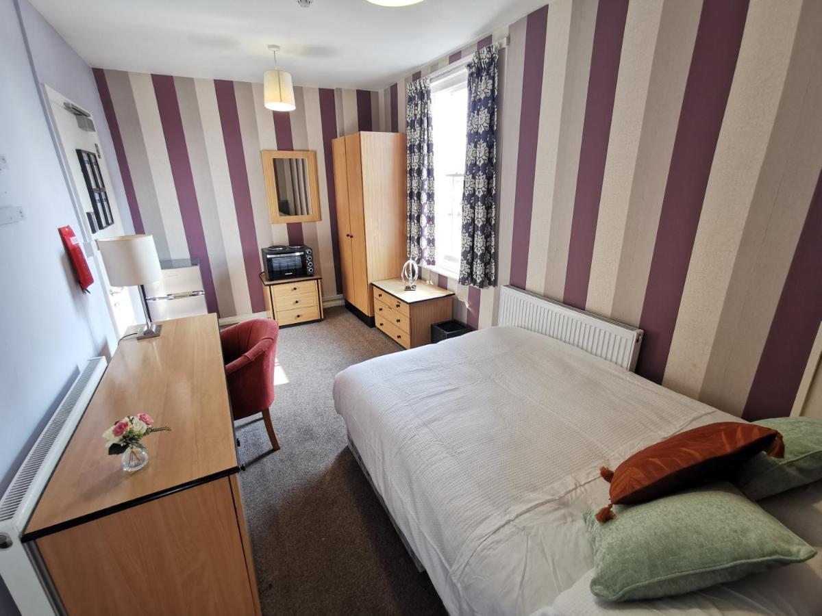 Aspire 860 Otel Colchester Dış mekan fotoğraf