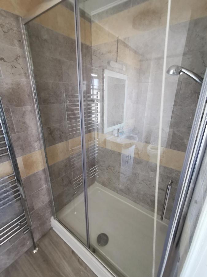 Aspire 860 Otel Colchester Dış mekan fotoğraf