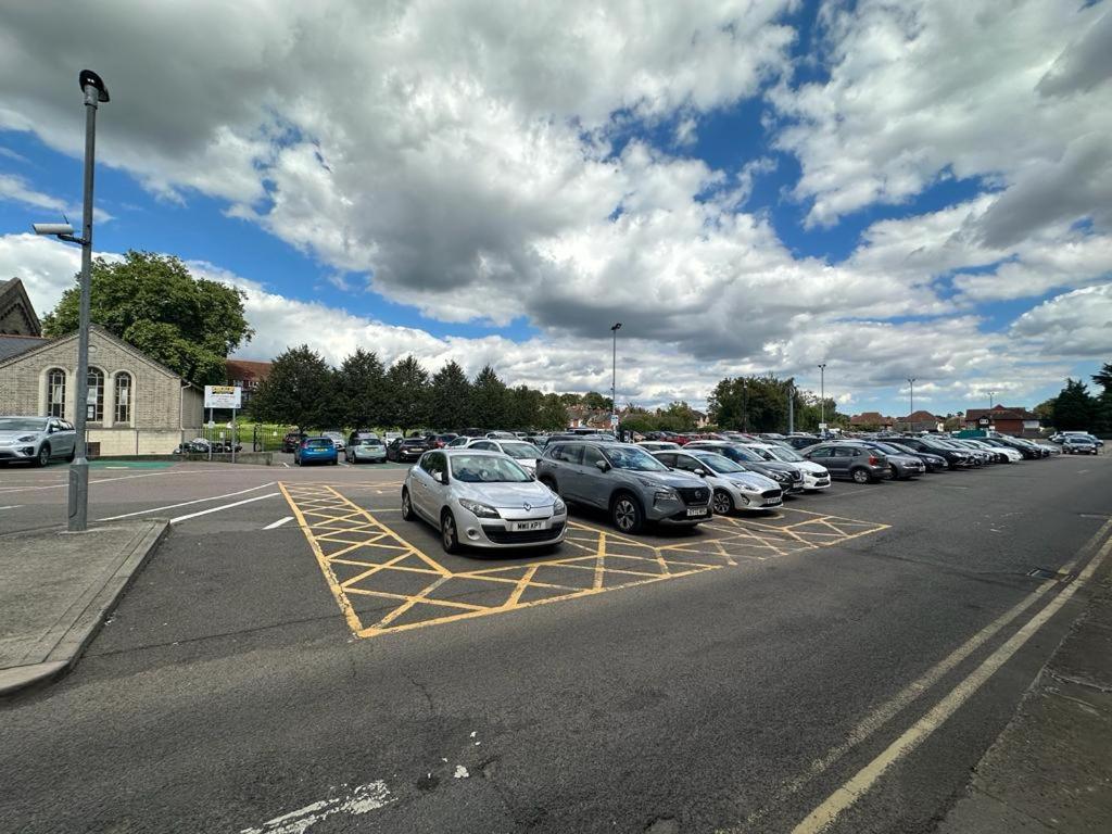 Aspire 860 Otel Colchester Dış mekan fotoğraf