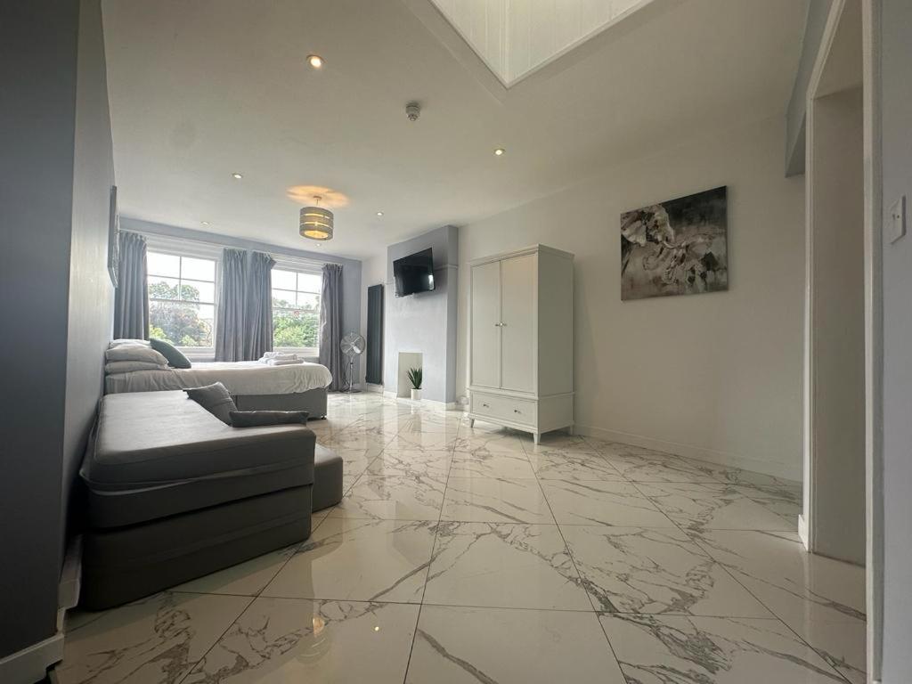 Aspire 860 Otel Colchester Dış mekan fotoğraf